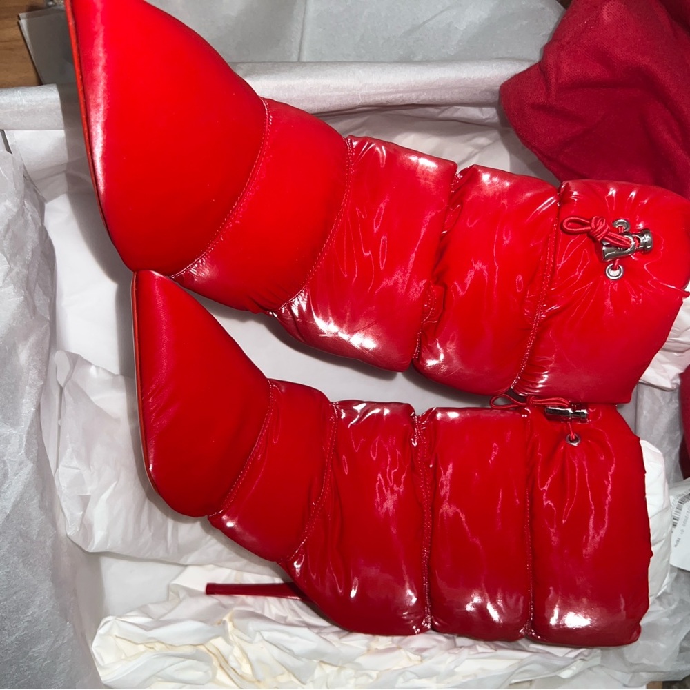 Brand New Christian Louboutin Red Heeled Boots with Quilted Design size 41 10